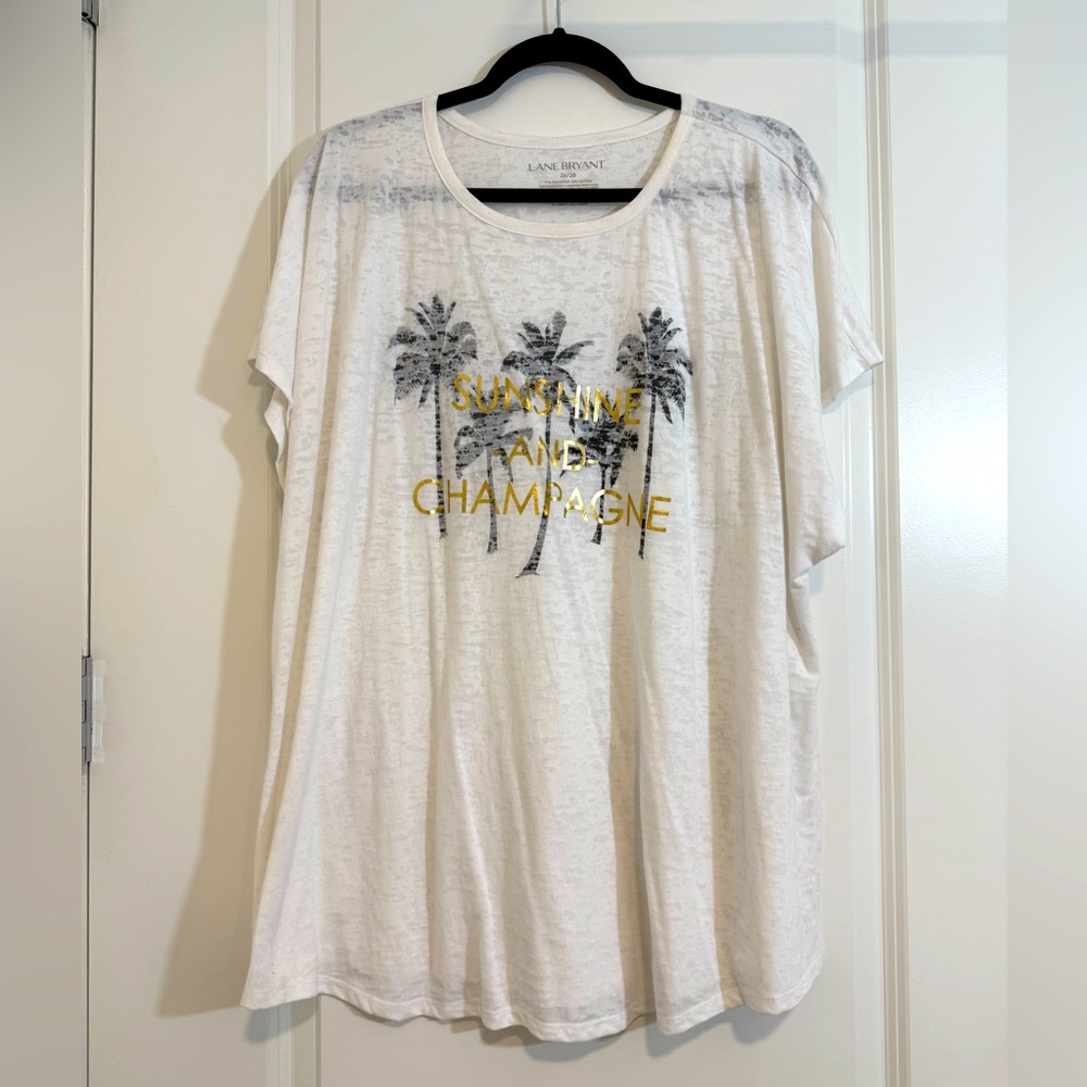 “Sunshinee and champagne” T-shirt lane Bryant 26/28